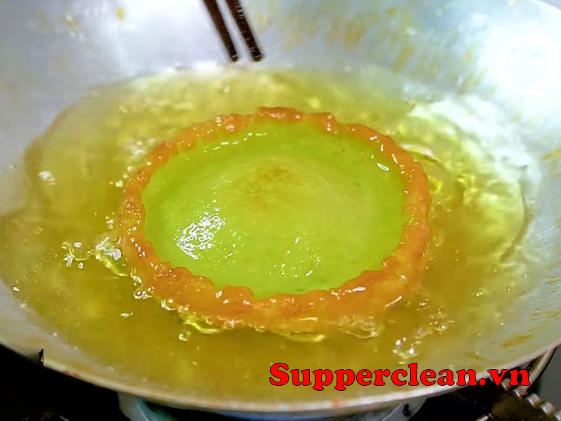 Bánh tai yến lá dứa