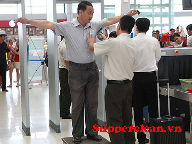 Máy dò kim loại Nhật Bản dùng trong những lĩnh vực