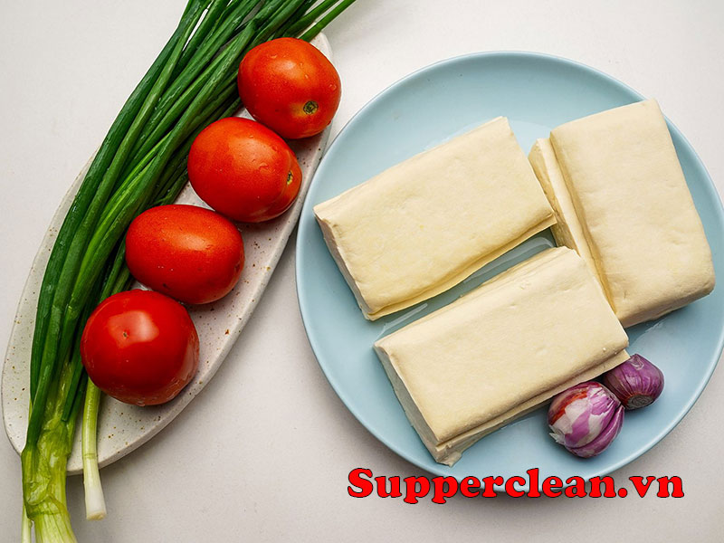 Nguyên liệu cần chuẩn bị làm đậu sốt cà chua