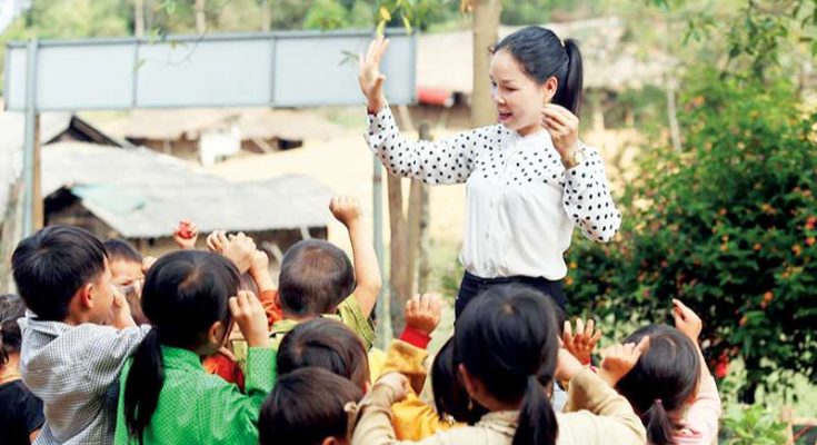 Cống hiến giúp xây dựng cuộc sống văn minh và giàu đẹp hơn