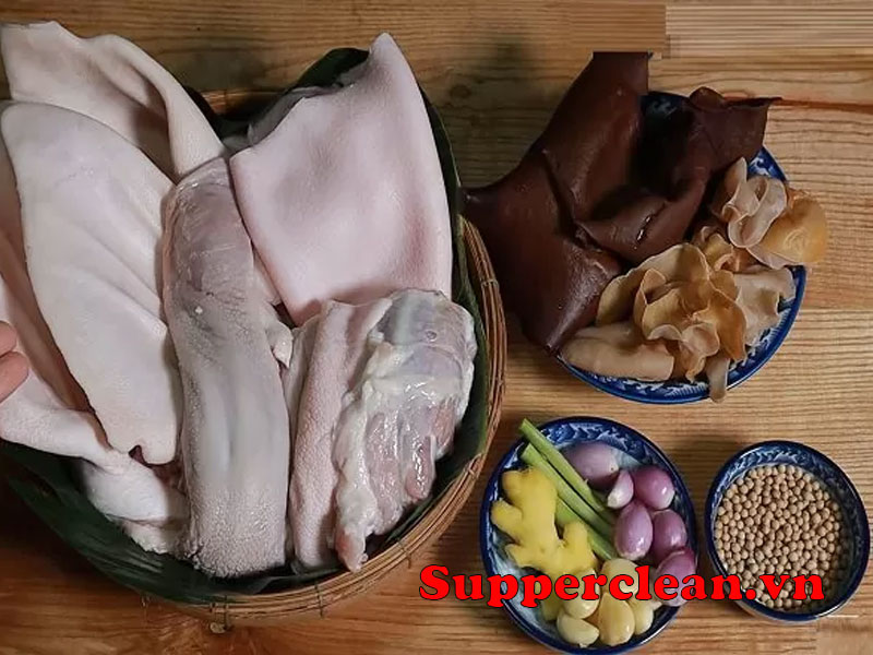 Chuẩn bị nguyên liệu món giò thủ