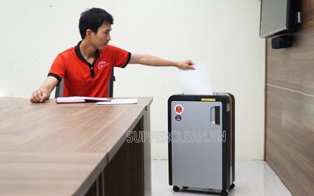 Máy hủy tài liệu văn phòng Silicon PS-890C được nhiều người yêu thích