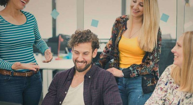 Số hòa hợp với những người xung quanh