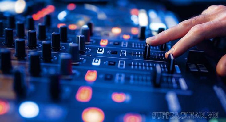 Nhạc mashup xuất hiện và thịnh hành trên toàn thế giới từ năm 2012