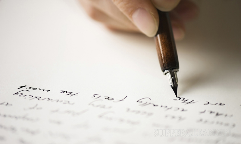 Khi viết thư tay, chúng ta thường sử dụng ngôi kể thứ nhất