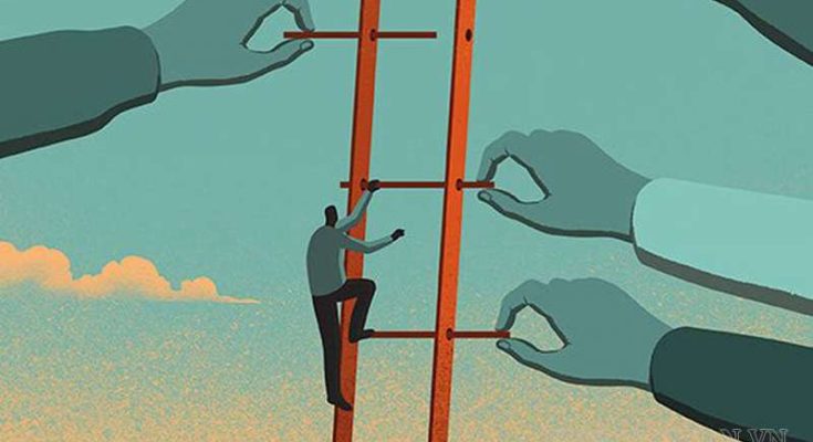 Hardship có nghĩa là khó khăn, thử thách