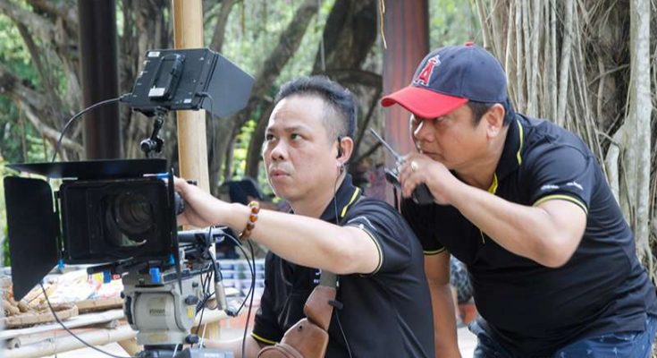 Cảnh quay one shot tạo cảm giác liền mạch do những khoảnh khắc chuyển cảnh được giấu khéo léo, tinh tế 