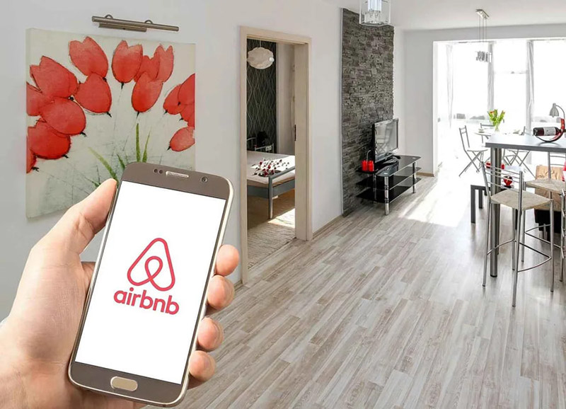 Airbnb là ứng dụng trực tuyến kết nối người thuê nhà nghỉ và người có nhà cho thuê