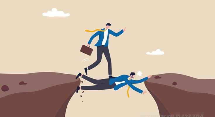 Ích kỷ là lối sống vị kỷ, chỉ nghĩ cho bản thân