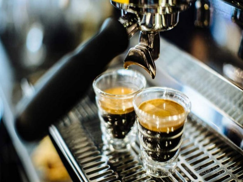 Cà phê espresso là thành phần quan trọng dùng để pha chế cappuccino
