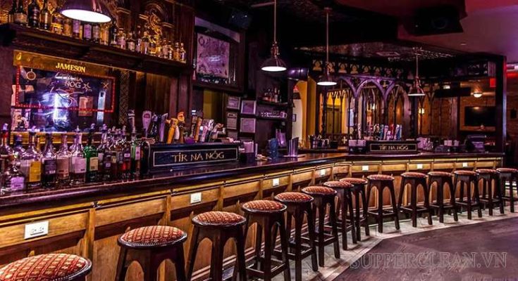 Pub là không gian thư giãn, giải trí nhẹ nhàng; phục vụ nhiều loại đồ uống khác nhau