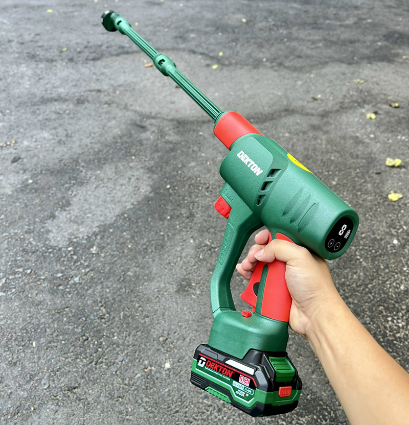 Máy rửa xe cầm tay Dekton