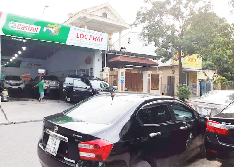 Rửa xe ở Huế Lộc Phát